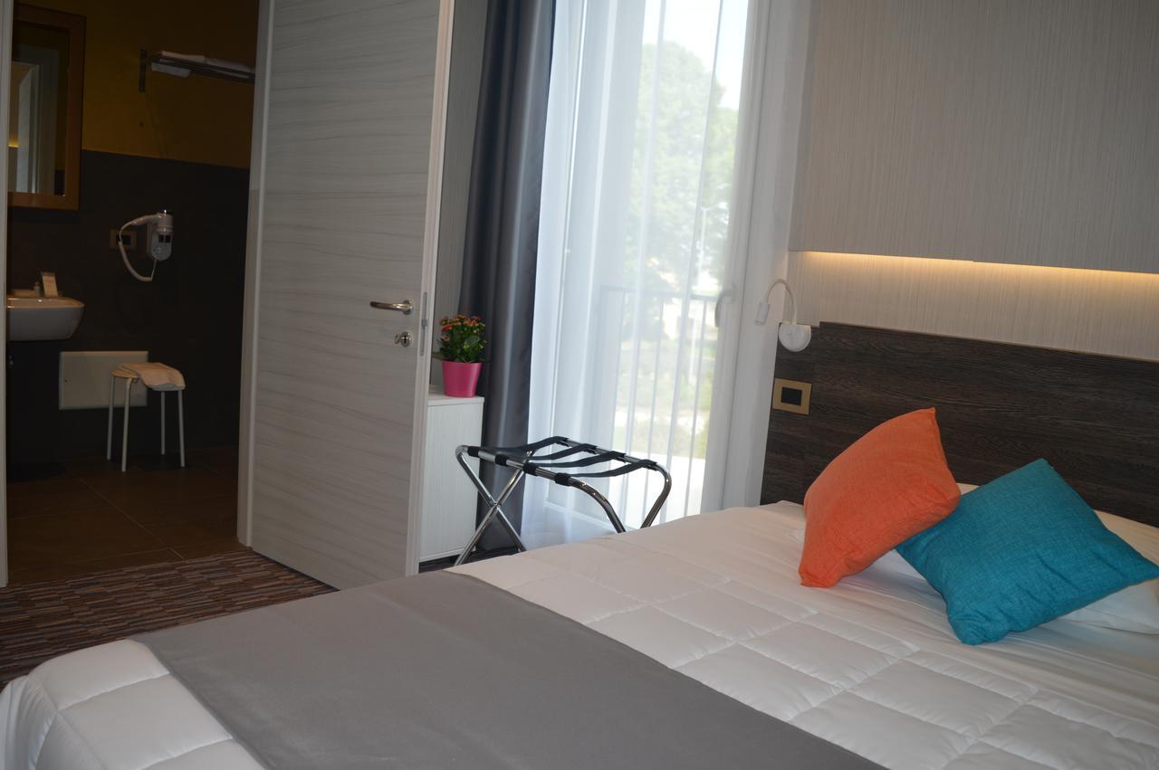 Hotel Enjoy Polesella Buitenkant foto